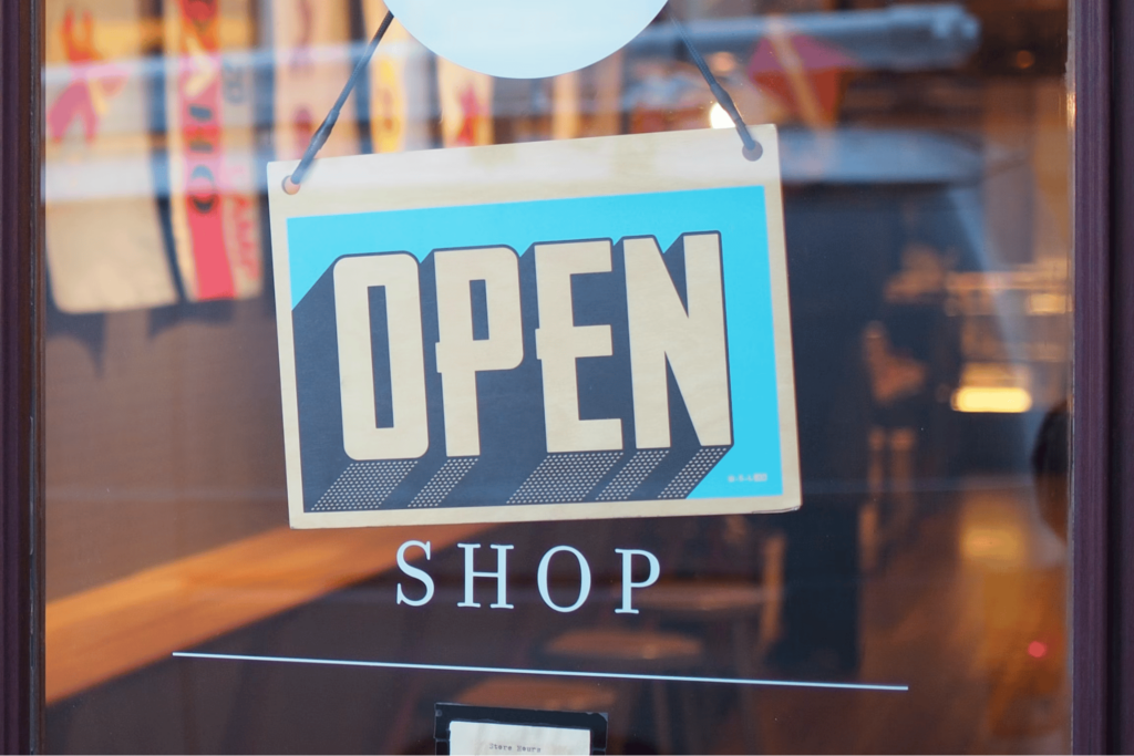4 Franchise Marketing Strategies for ROI in Multi-Locations